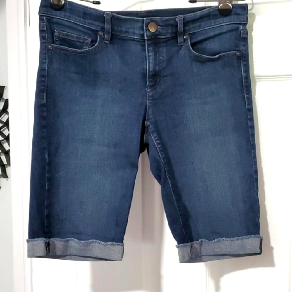 ANNE TAYLOR LOFT CUFFED BLUE DENIM BERMUDAS
